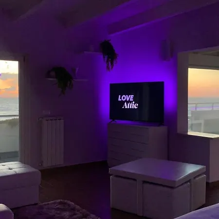Love Attic Apartment *
